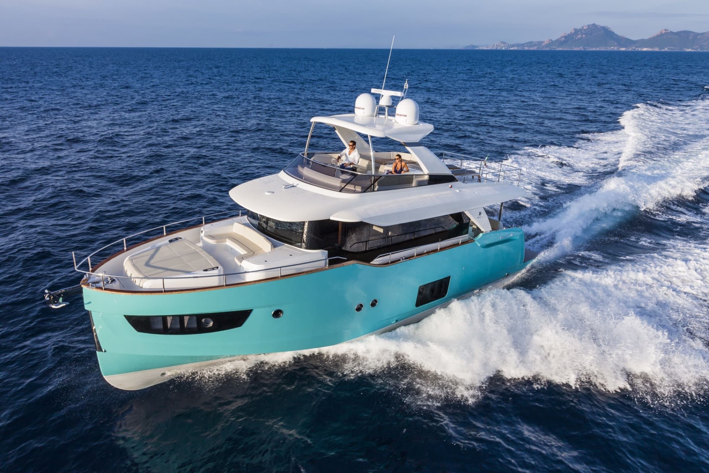Absolute Navetta 58, yacht charter on the French Riviera