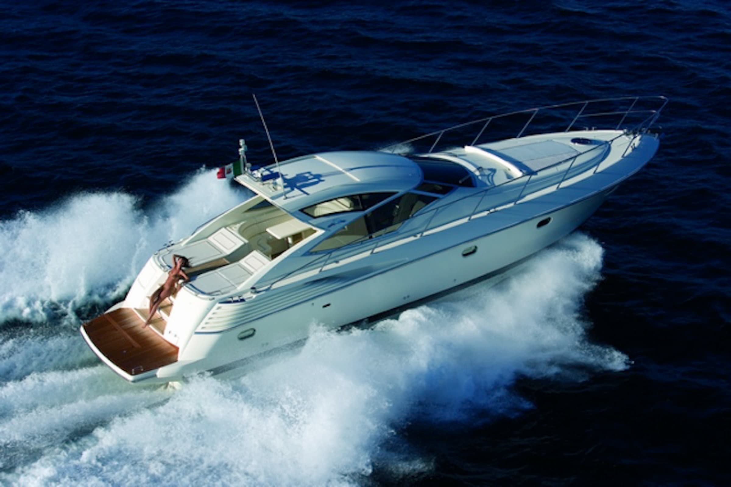 Cantieri di Sarnico 50, yacht charter on the French Riviera