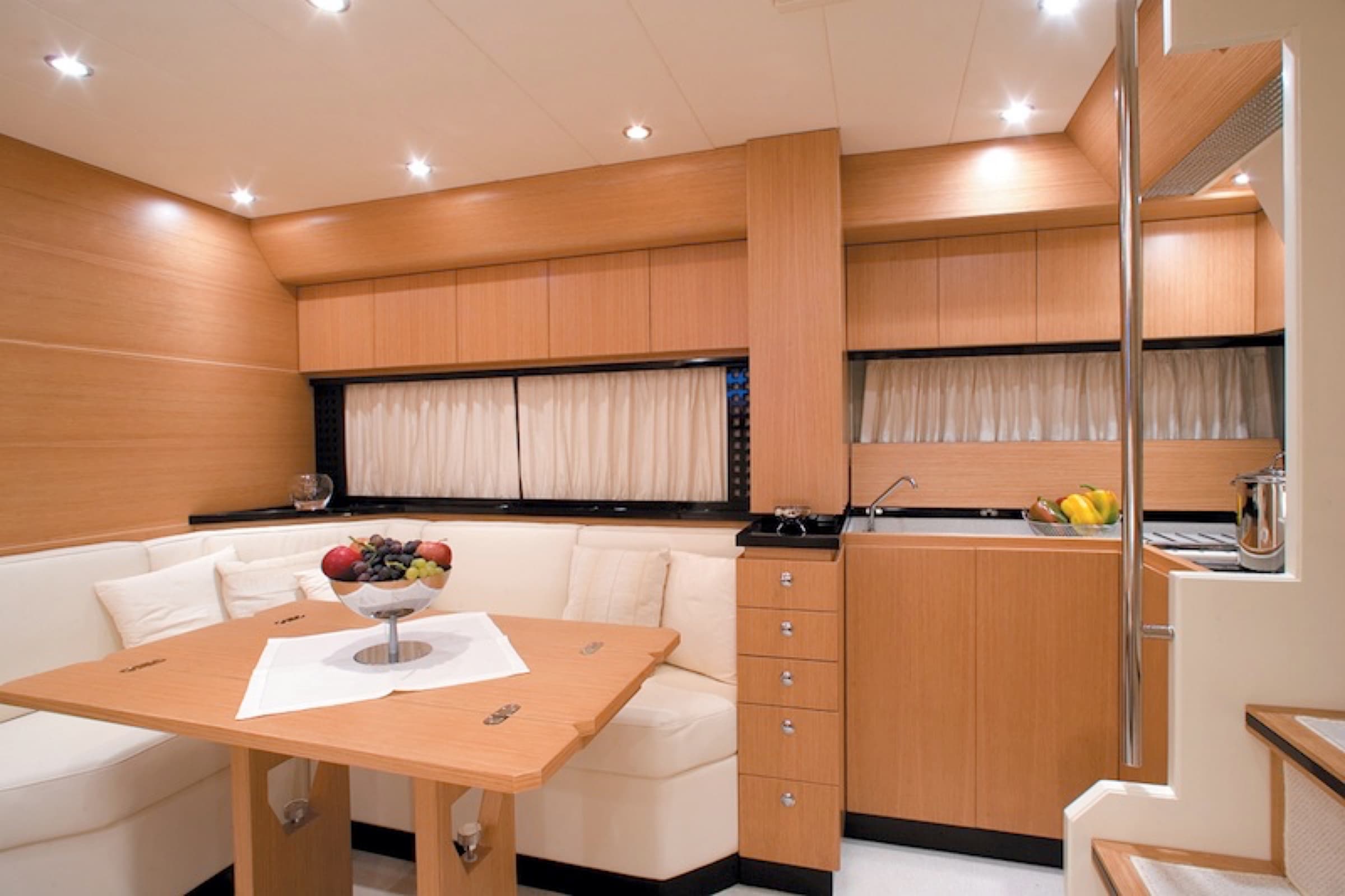 Cantieri di Sarnico 50, yacht charter on the French Riviera (4)