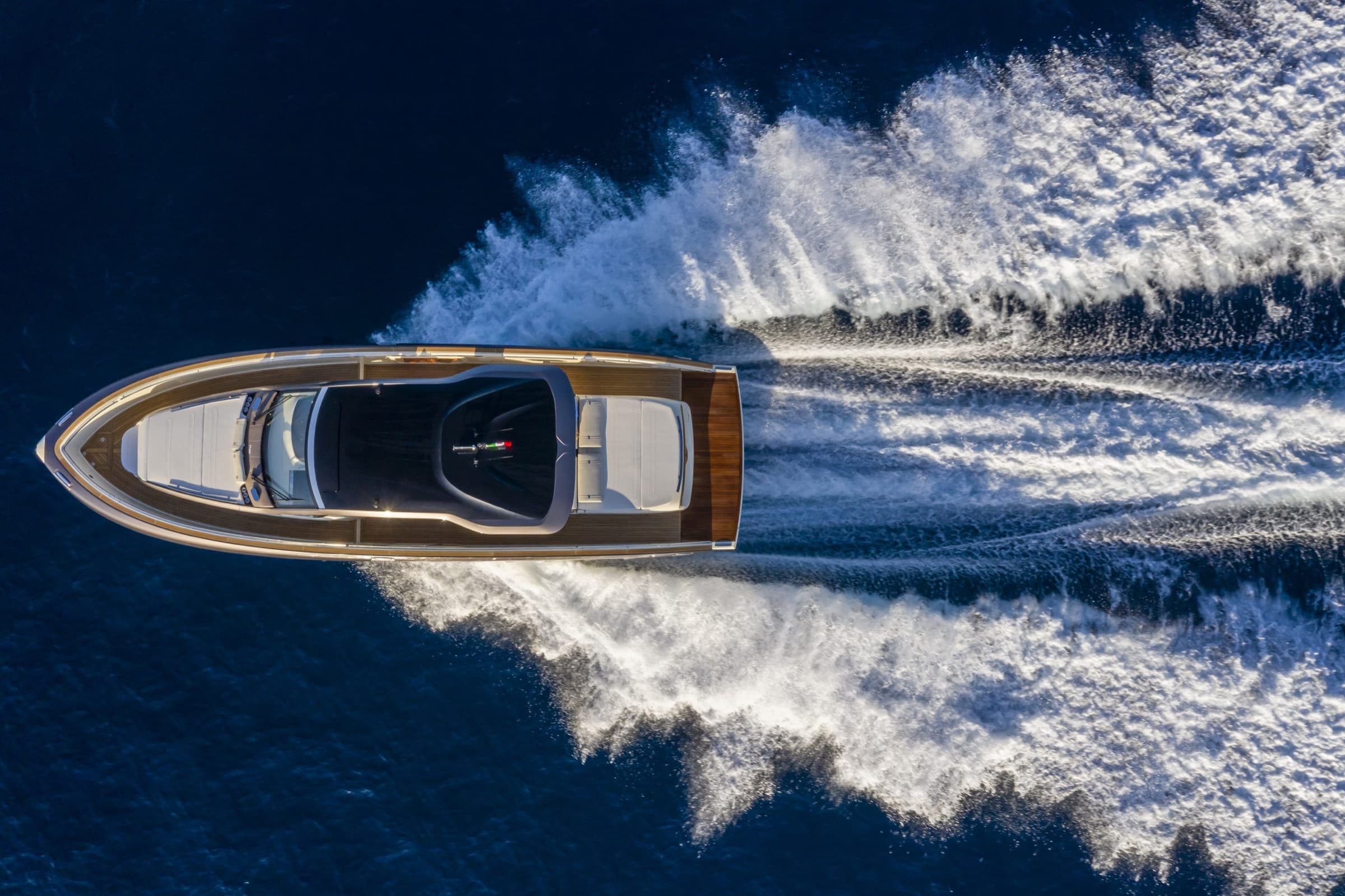 Invictus TT 460, yacht charter on the French Riviera (2)