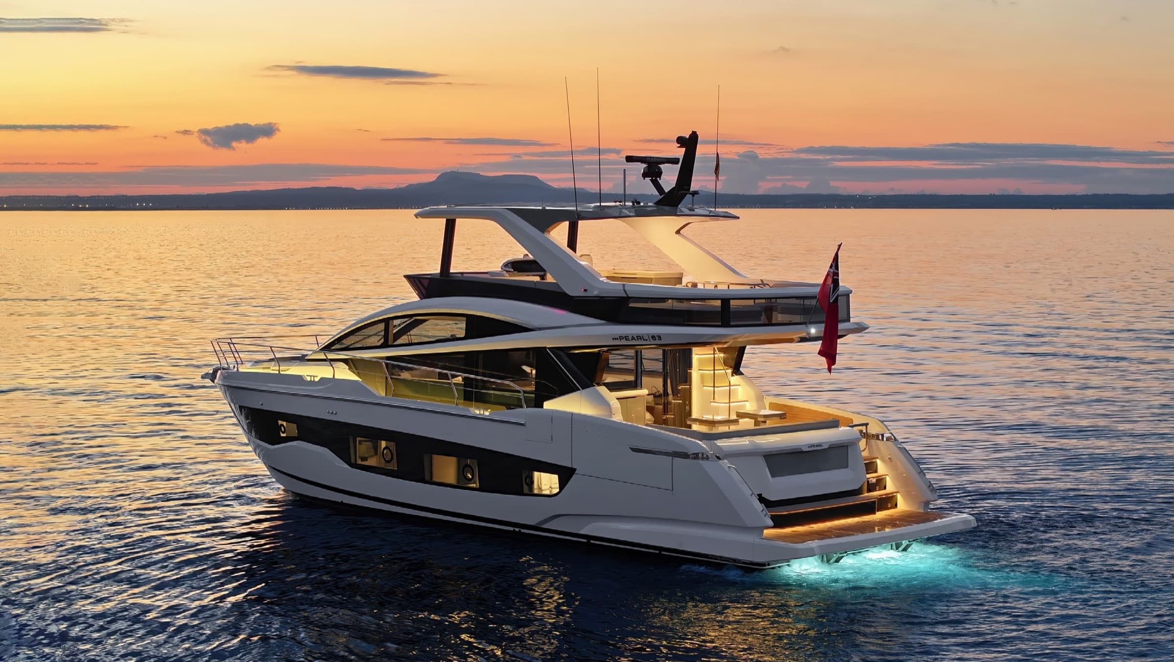 Pearl 63, yacht charter on the French Riviera