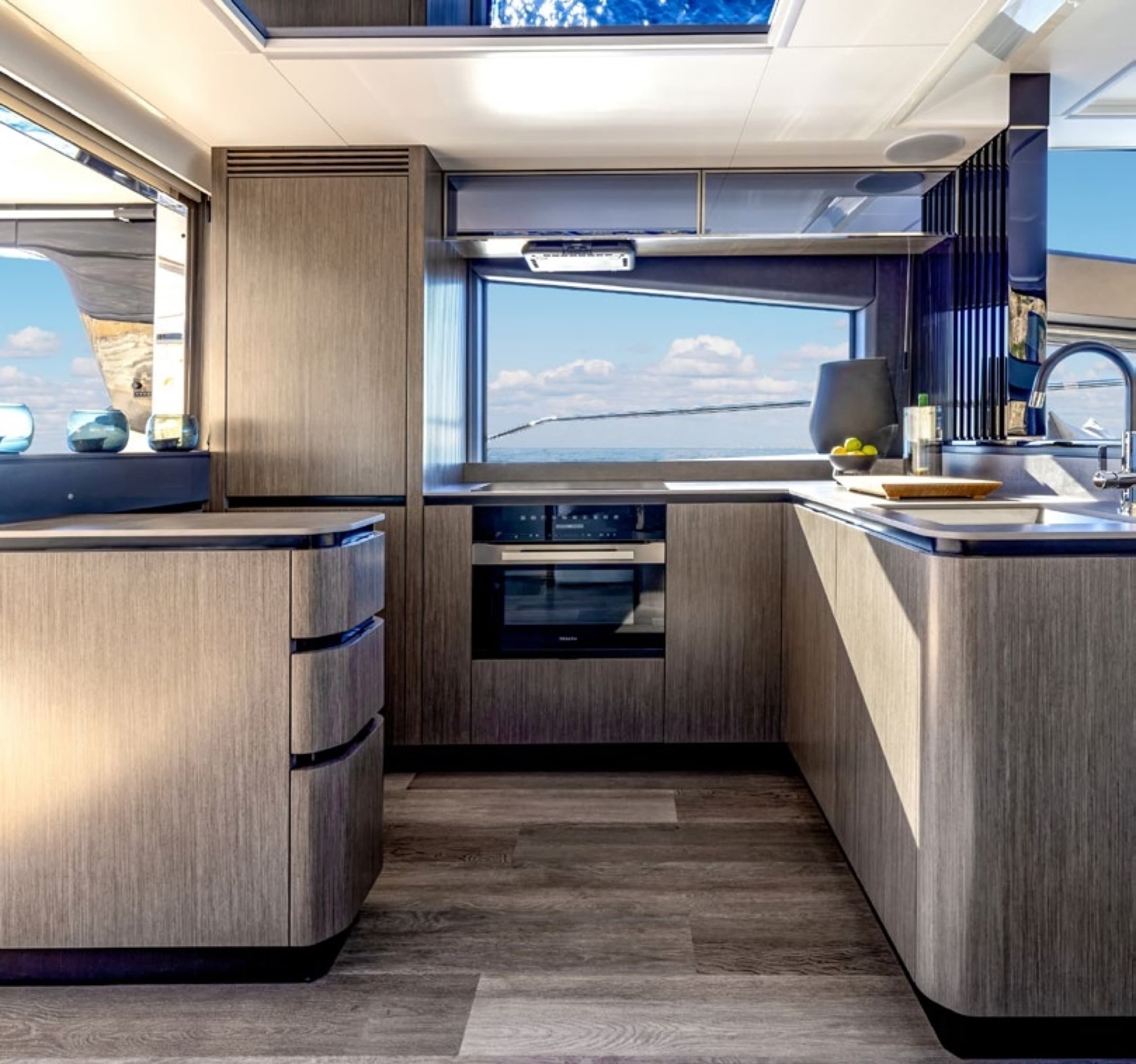 Le Pearl 63 en location sur la Côte d'Azur, vue 12