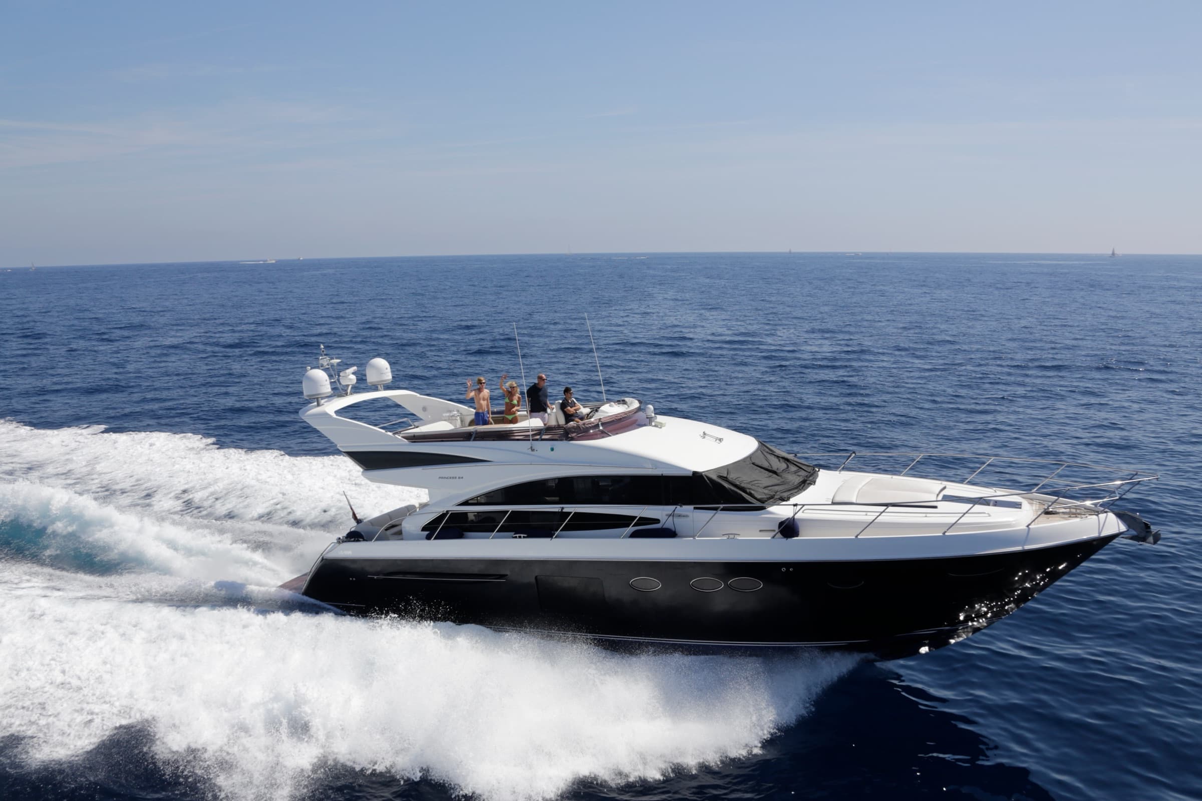 Princess 64 Fly, yacht charter on the French Riviera