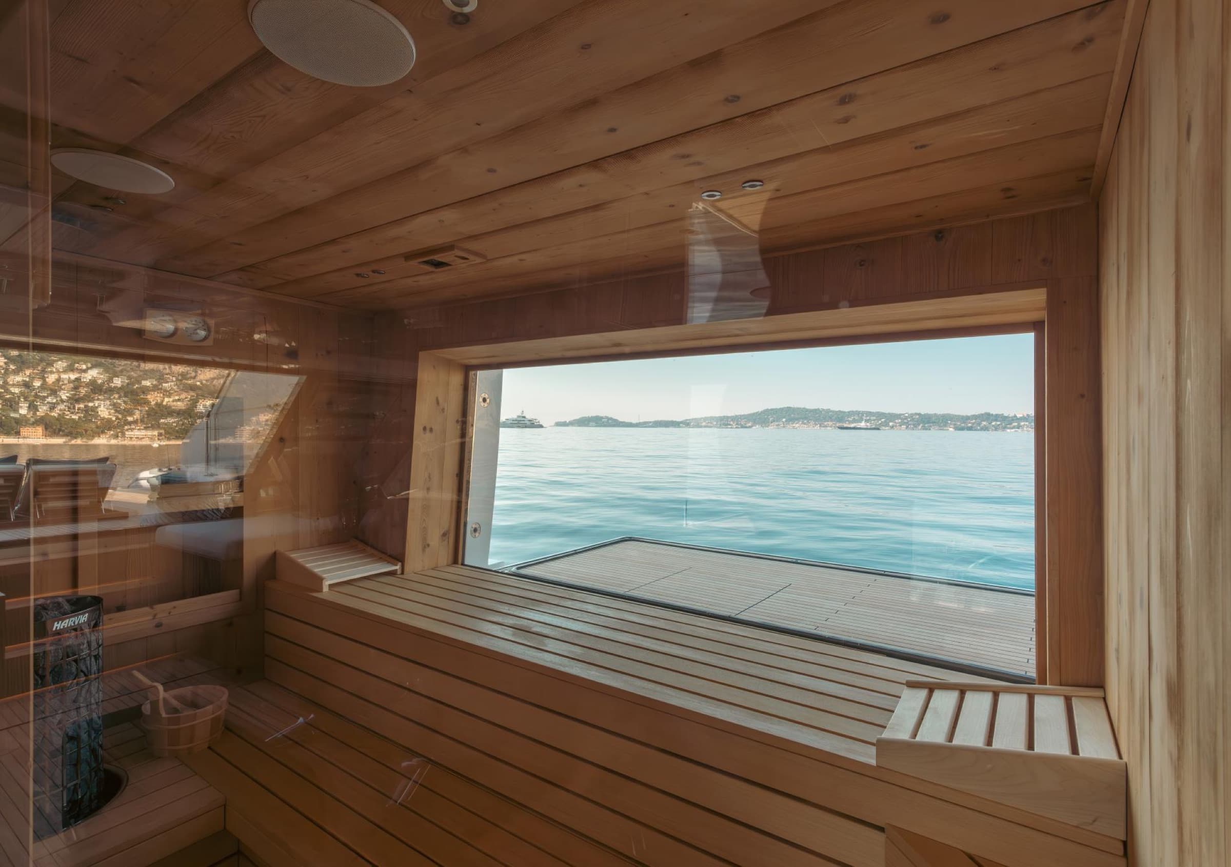Le Sanlorenzo SX112 en location sur la Côte d'Azur, vue 14